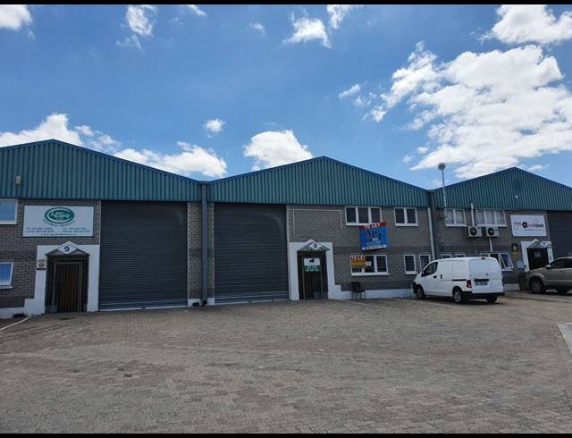 325M² FACTORY TO LET IN SAXENBURG PARK 1